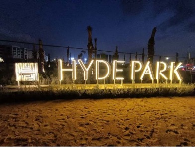 HYDE PARK 05